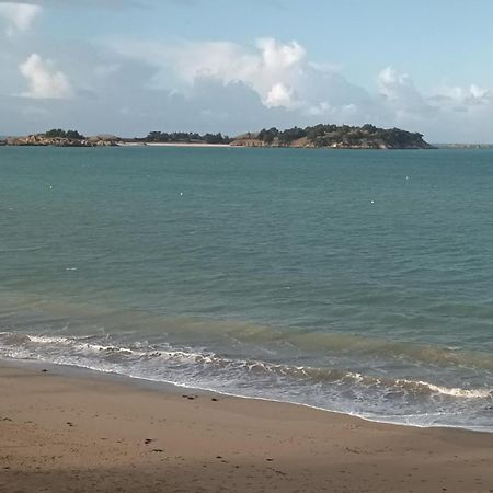 La Ville Es Colins Beaussais Sur Mer Kültér fotó