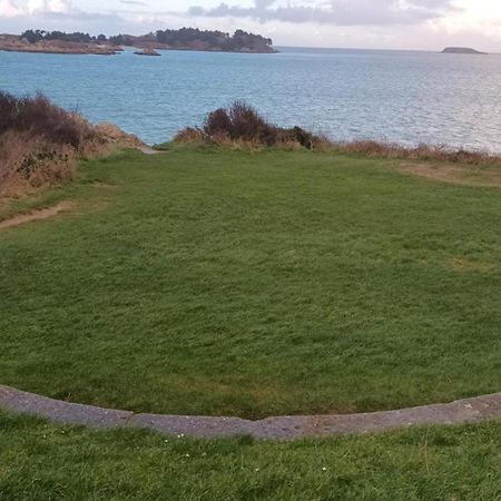 La Ville Es Colins Beaussais Sur Mer Kültér fotó